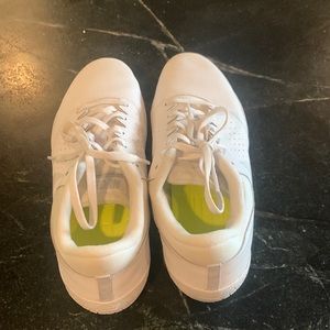 Nike Cheer Shoes. White. Women Sz 9.5.